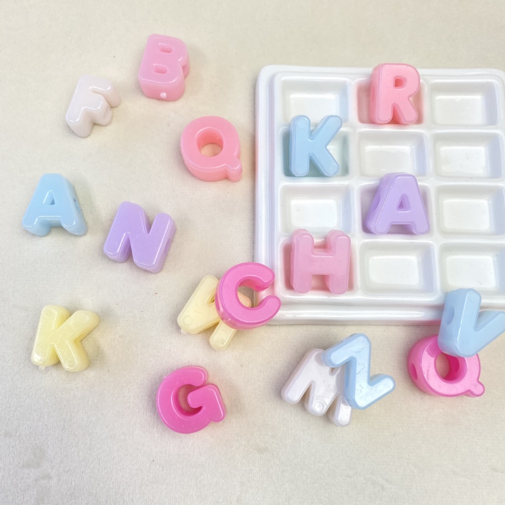 10/50/100PCS Contas de Letras  - Jewelry Making Course avaliação e preço